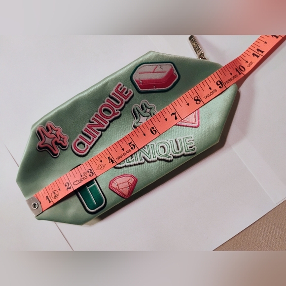 CLINIQUE GREEN COSMETIC MAKEUP CASE  (NWOT) - Picture 3 of 4